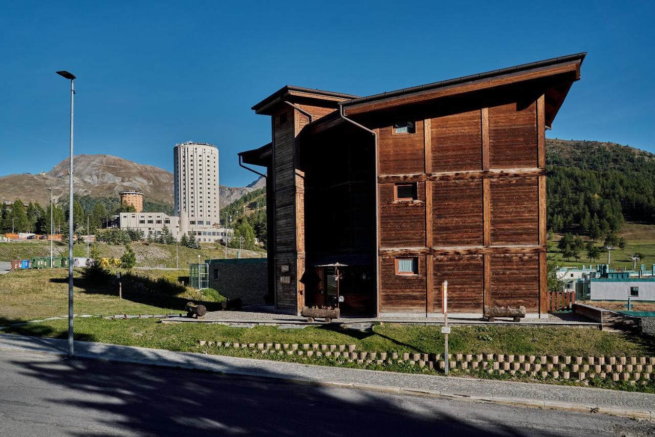 Chalet Weal Aparthotel Colle Colle Sestriere Exterior foto