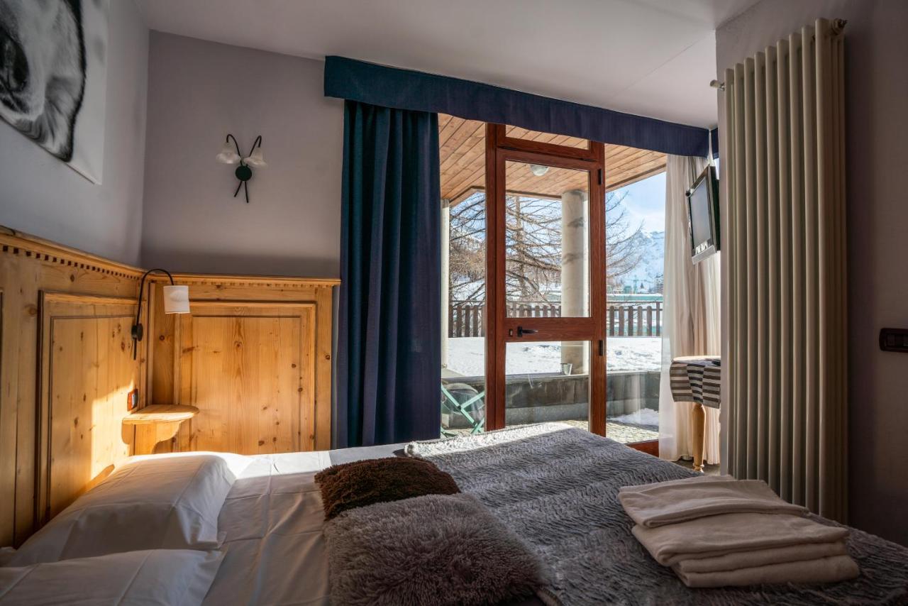 Chalet Weal Aparthotel Colle Colle Sestriere Exterior foto